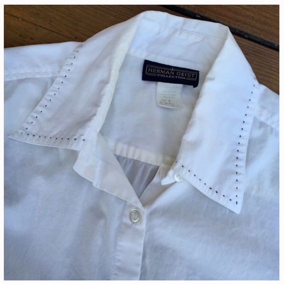 Tops - DONATED!  Classic Herman Geist Shirt 🌷